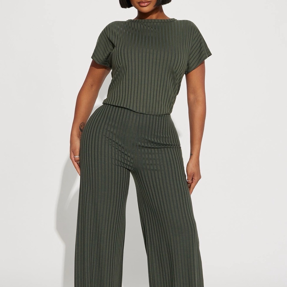 Fashion Nova Ribbed Wide-Leg Jumpsuit in Olive Green